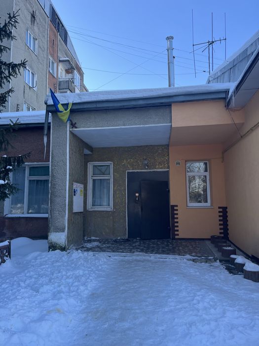 Продаж 2к під ремонт, м. Тисмениця
