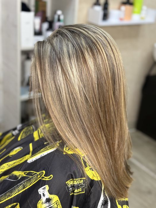 Парикмахер/перукар