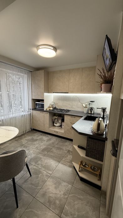 Продаж однокімнатної квартири з евроремонтом, ідеальний 3й поверх