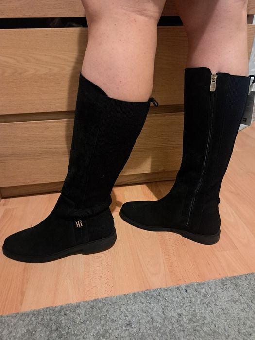 Продам сапожки Tommy Hilfiger