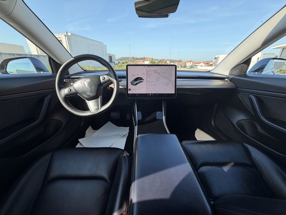 Tesla Model 3 Standard Range Plus RWD