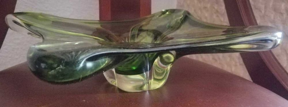 Centro mesa em vidro Murano Art Glass cor verde meados séc. XX