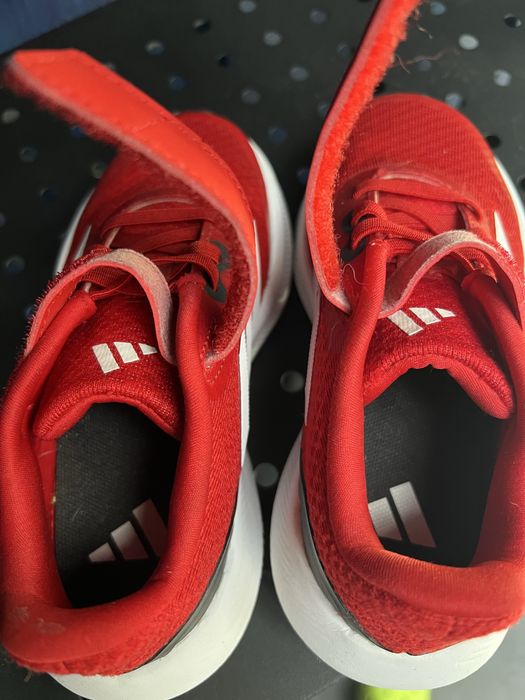 Кросівки Адідас ADIDAS RUNFALCON 3.0 elastic lace 28 розмір 18 см устілка