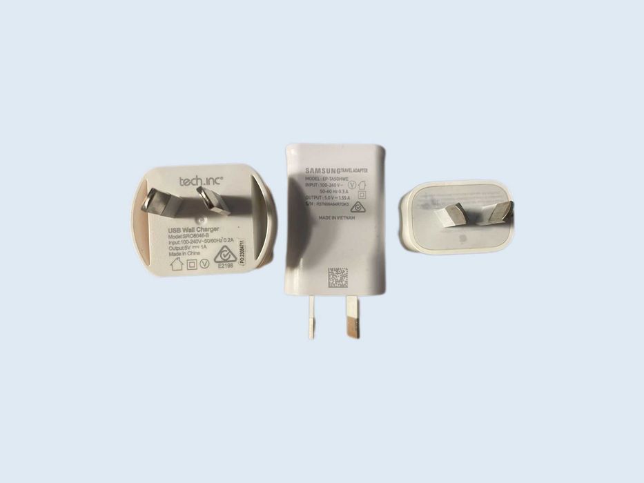 3 Adaptadores de carregamento USB 2 pinos: Samsung, Apple e Tech.Inc