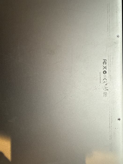 Macbook pro 2009 rok
