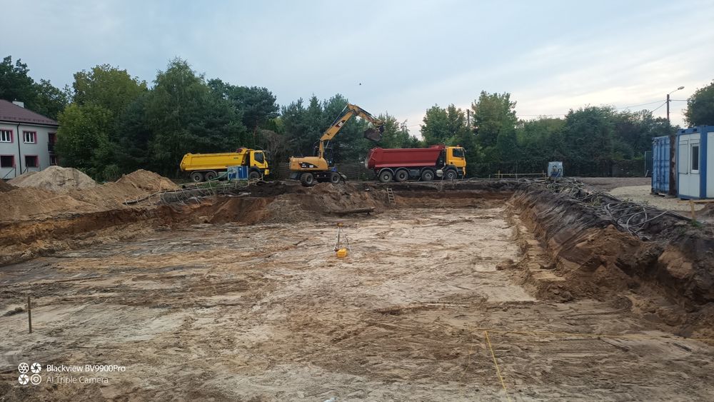 Piasek Ziemia Kruszywa Transport Koparki Zageszczarki