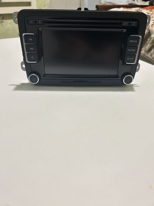 Магнітола Фольксваген Пассат б7