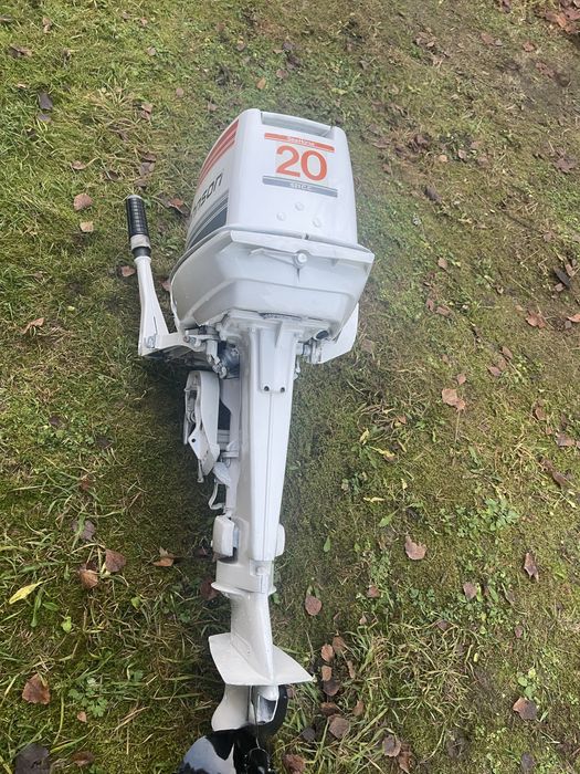 Двигун лодочний мотор Johnson 20