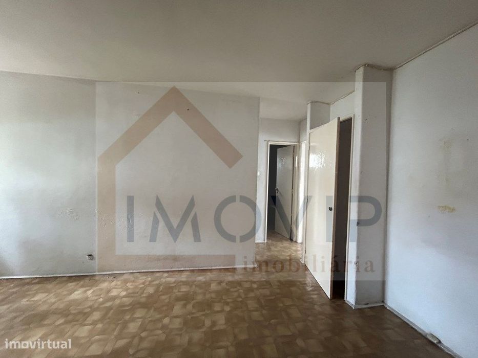 Apartamento T3 Laranjeiro 2º andar — Laranjeiro E Feijó, Setúbal