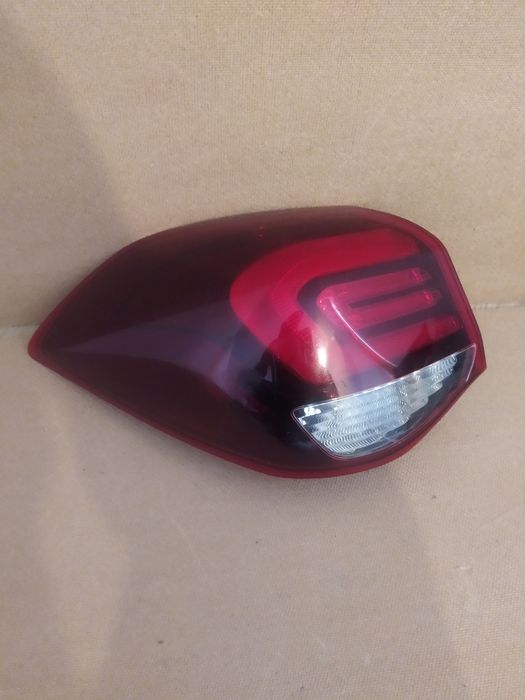 Lampa Hyundai i20 II Lift tył lewa