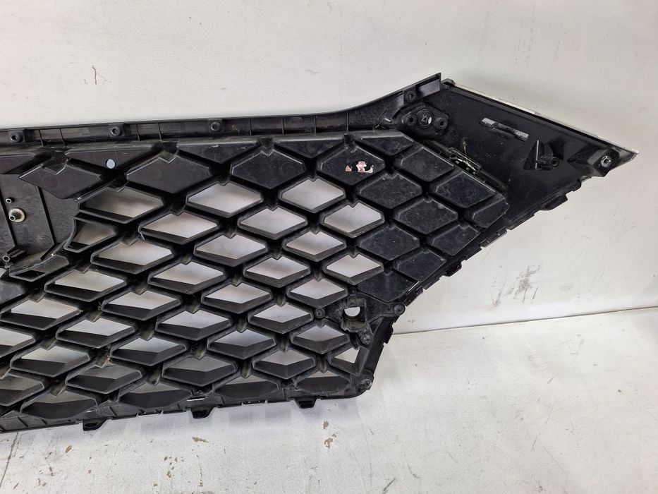 Grill atrapa Hyundai Tucson N-line lll 3 pod kamerę
