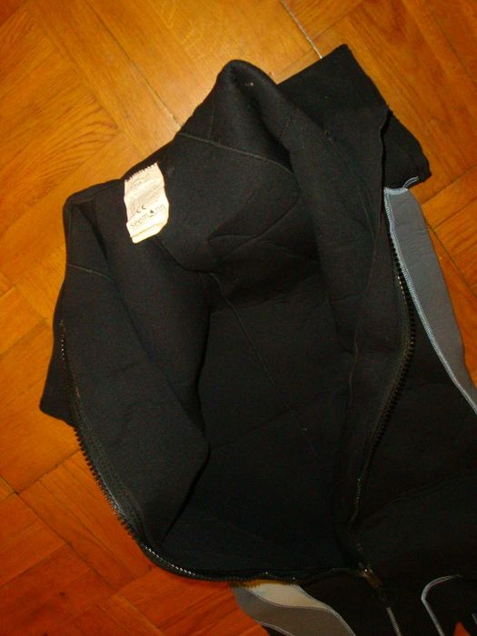 Гидрокостюм  SEEMANN , размер 48-50 ( S-M ) , толщина 6+5 mm