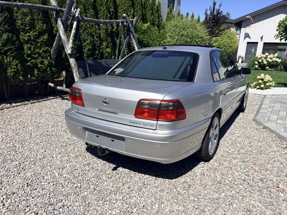 Opel Omega B FL3.2 V6