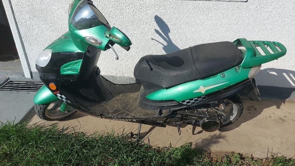 Продам мопед 150 кубів