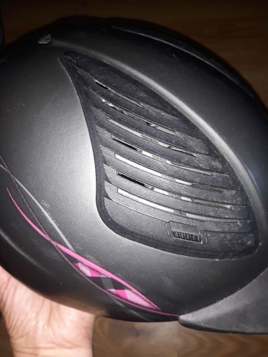 Шлем велосипедний "Uvex".