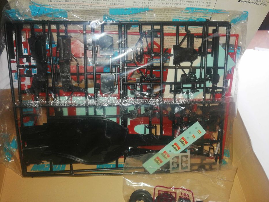 Ferrari F189 - Formula 1 - 1:24 - Hasegawa