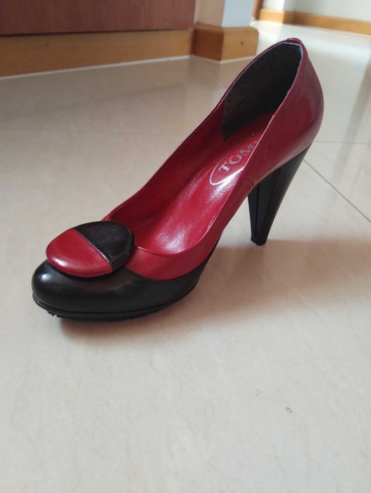 Buty damskie skórzane  czerwono-czarne rozmiar 35.