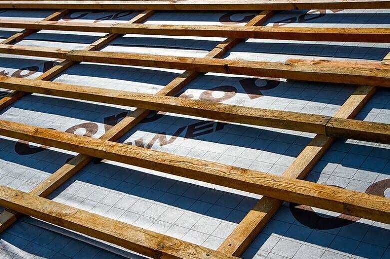 Łaty dachowe budowlane