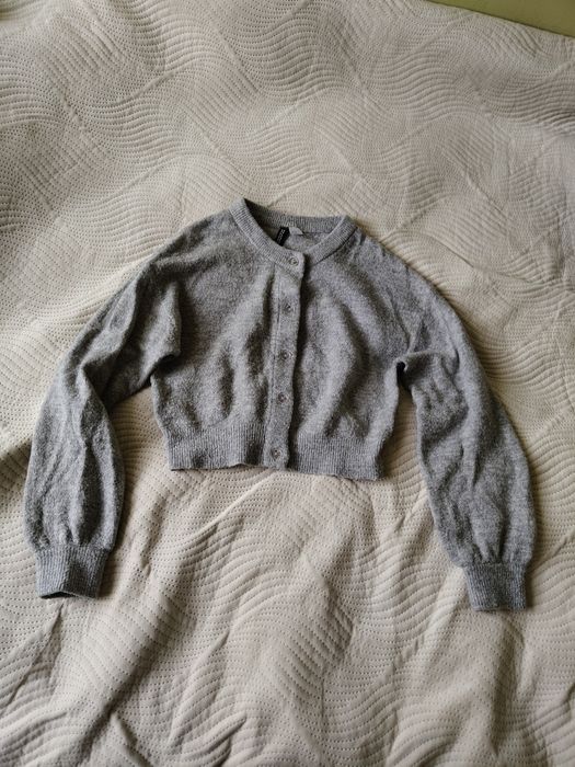 Damski jasnoszary krótki kardigan , rozpinany na guziki , Divided H&M