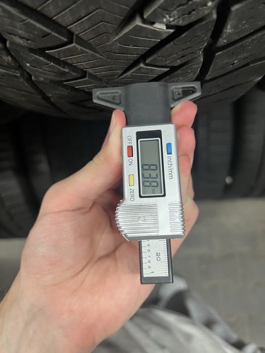 Шини,Резина,Комплект,Зима 225/65/17 102H Good Year Ultra Grip+ 4x4