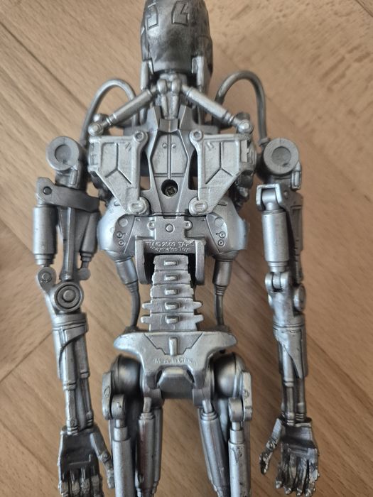 Terminator Salvation - T-RIP 10" 2009 figurka