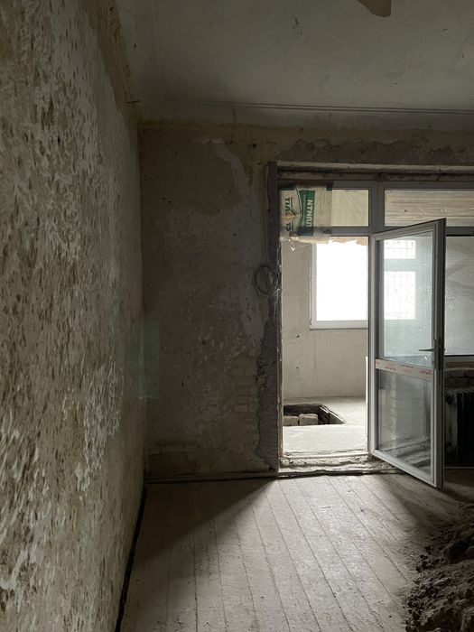 97 м² 27000$ вул. Миру під ремонт