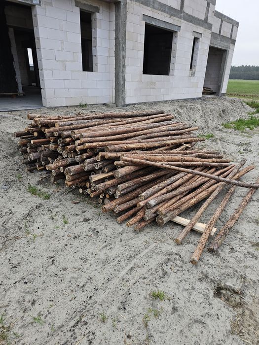 Stemple budowlane drewniane dł. 3m, 200 sztuk