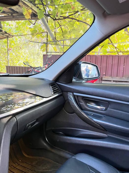 Автомобіль BMW F30 328i 2013