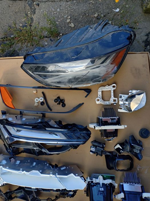 Фара Audi Q5 A80 рест