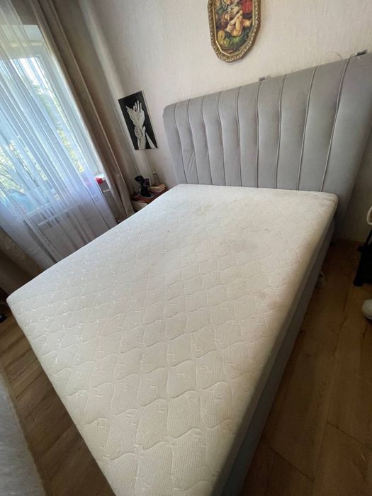Продам ліжко з матрацом