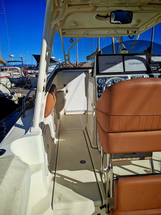 Barco recreio e pesca 3 motores