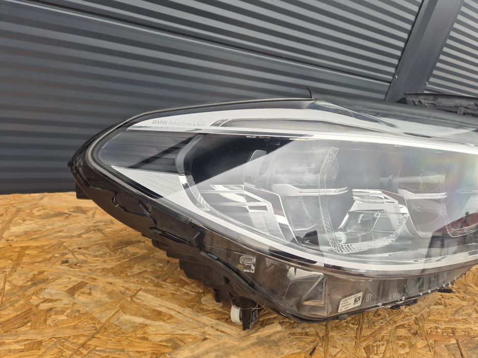 Bmw 5 G30 G31 Adaptive Led full led 8499122 lampa przednia przod prawa ŁADNA