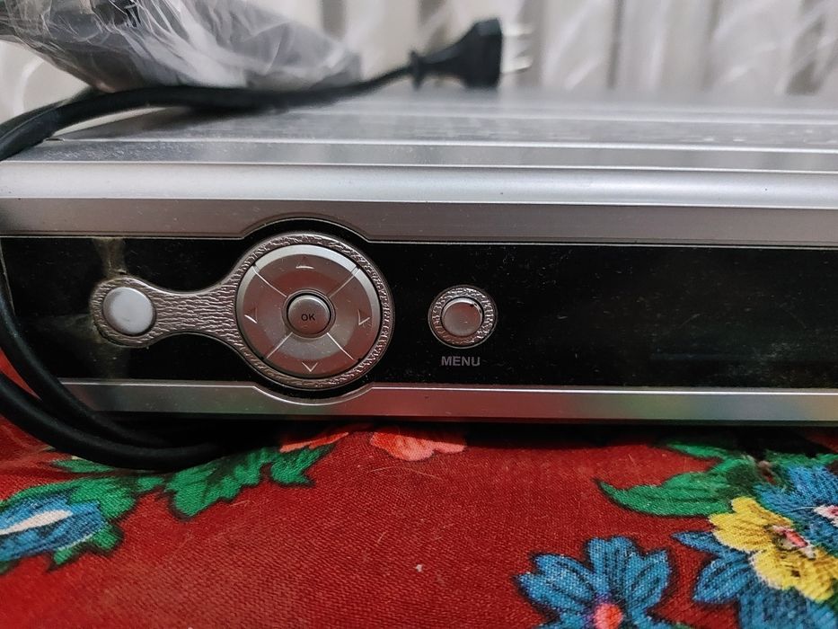 Тюнер Openbox F-300 FTA