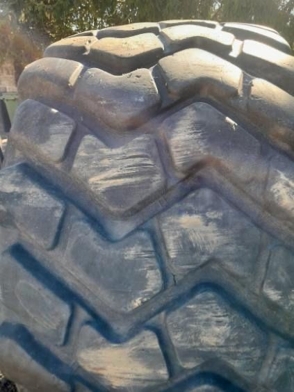 Opony 850/65r25 michelin