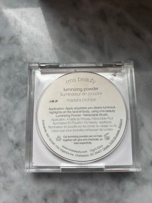 RMS beauty bronzer