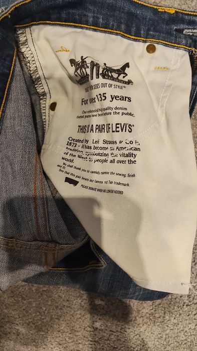Calças de ganga modelo da Levis