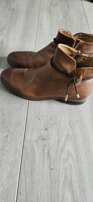 Brązowe botki Lasocki r 39