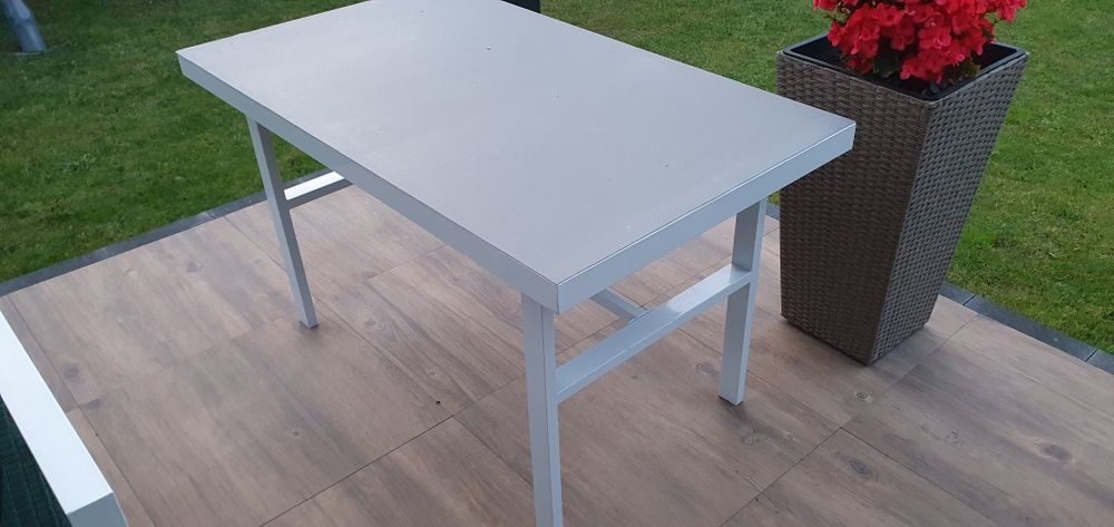 Stół ogrodowy, szklany blat, biały, metal/aluminium proszkowo,jak nowy