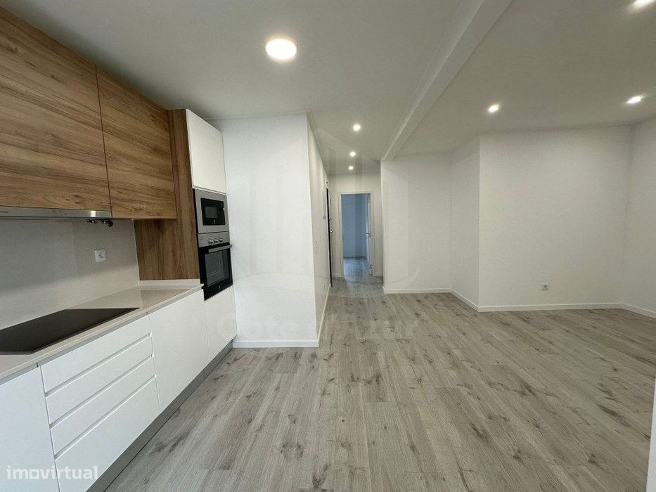 T1 com Logradouro Barreiro — Alto Do Seixalinho, Santo André E Verderena, Setúbal