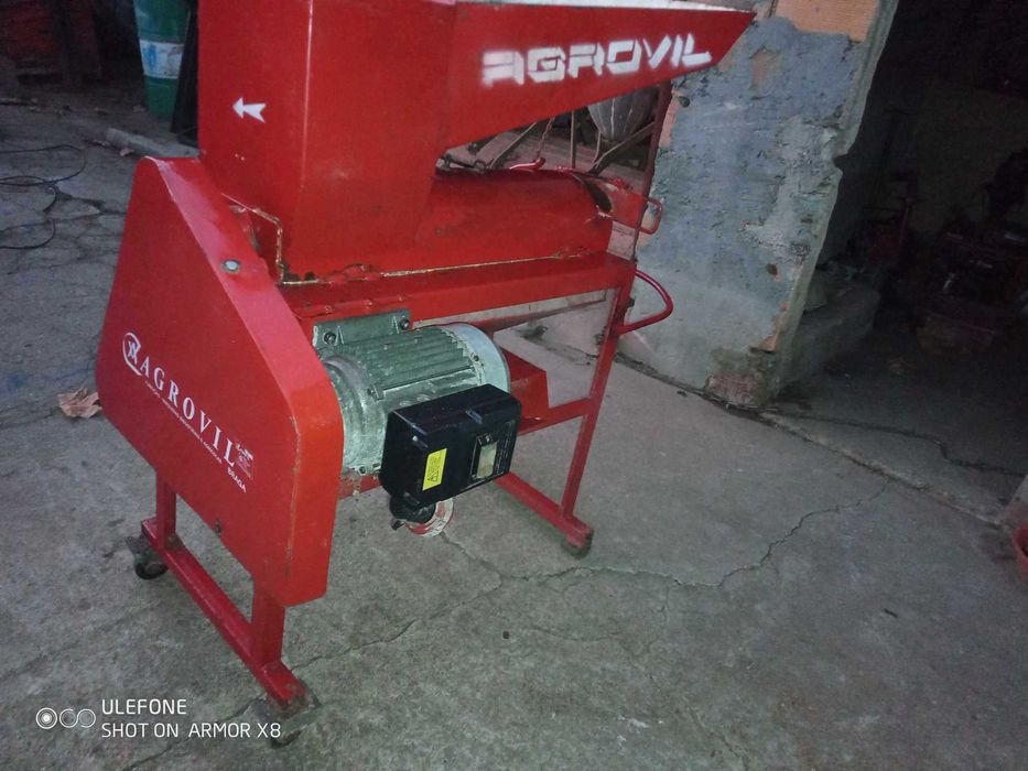 malhadeira de milho AGROVIL eletrica e monofasica