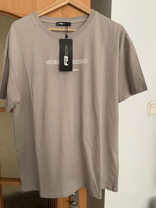 Sprzedam nowy (z metką) t-shirt w rozmiarze L