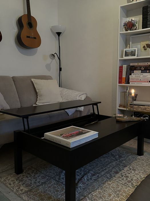 Mesa de Centro com Tampa Elevável - IKEA