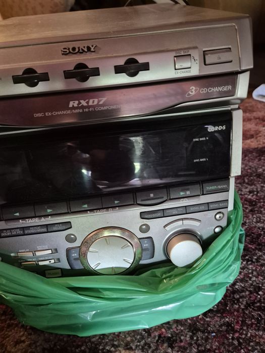 Wieża Sony RXD7 + 2 oryginalne kolumny – radio, kasety, 3CD – okazja