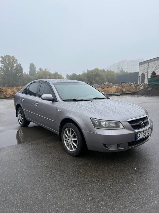 Хундай соната 2006 год ,2,0 дизель,механика