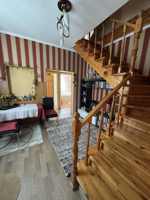 Продам будинок з ремонтом! 6 соток