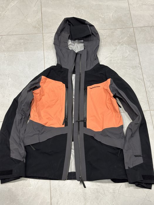 Куртка  Peak Performance   W Gravity Jacket G76683 жіноча