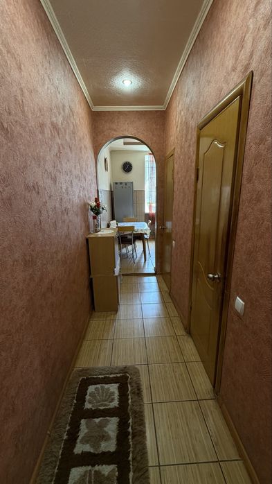 Продам 2-х комнатную квартиру ( Днепрострой)