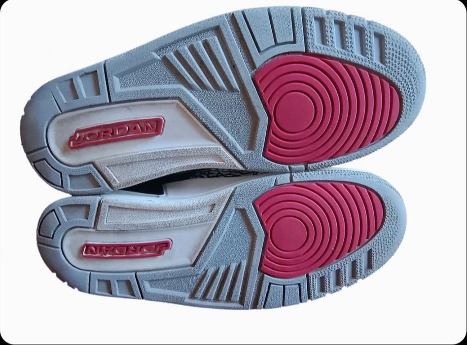 Продам кроссовки jordan legacy 312