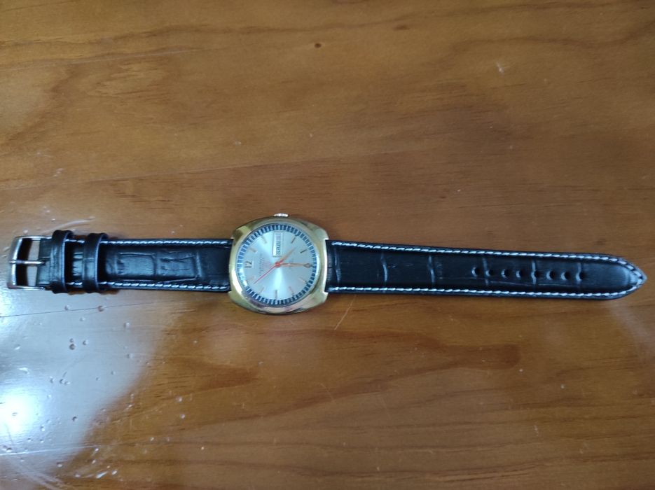 Relógio antigo Caunymatic