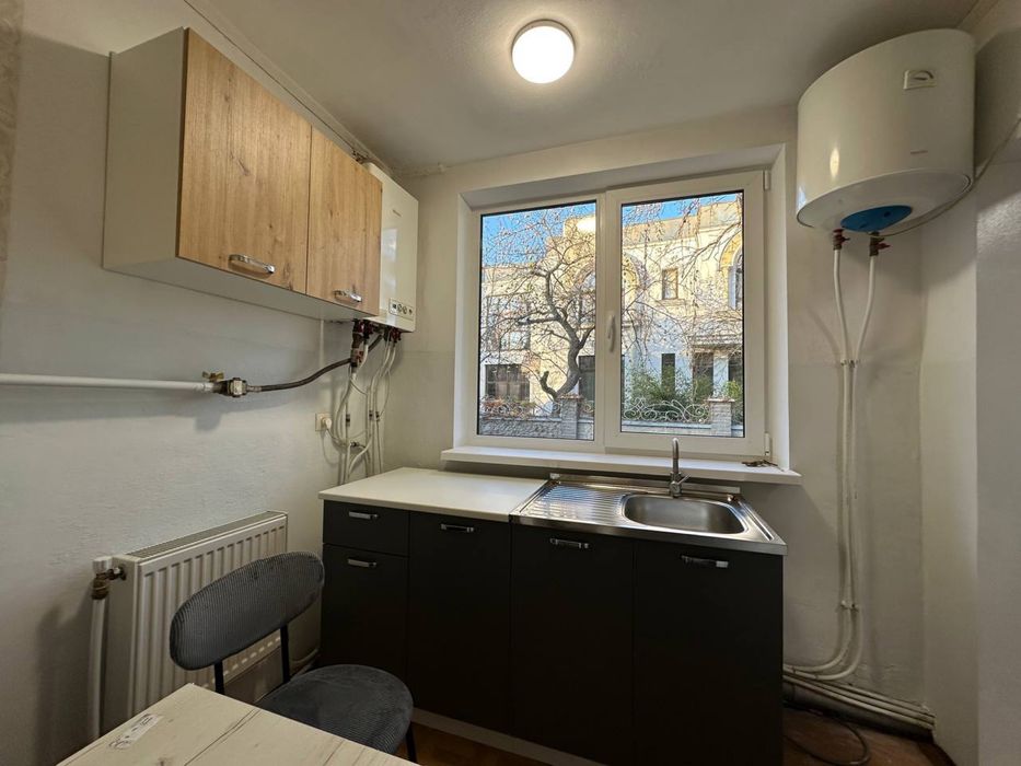 Оренда будинку біля «Книжка»